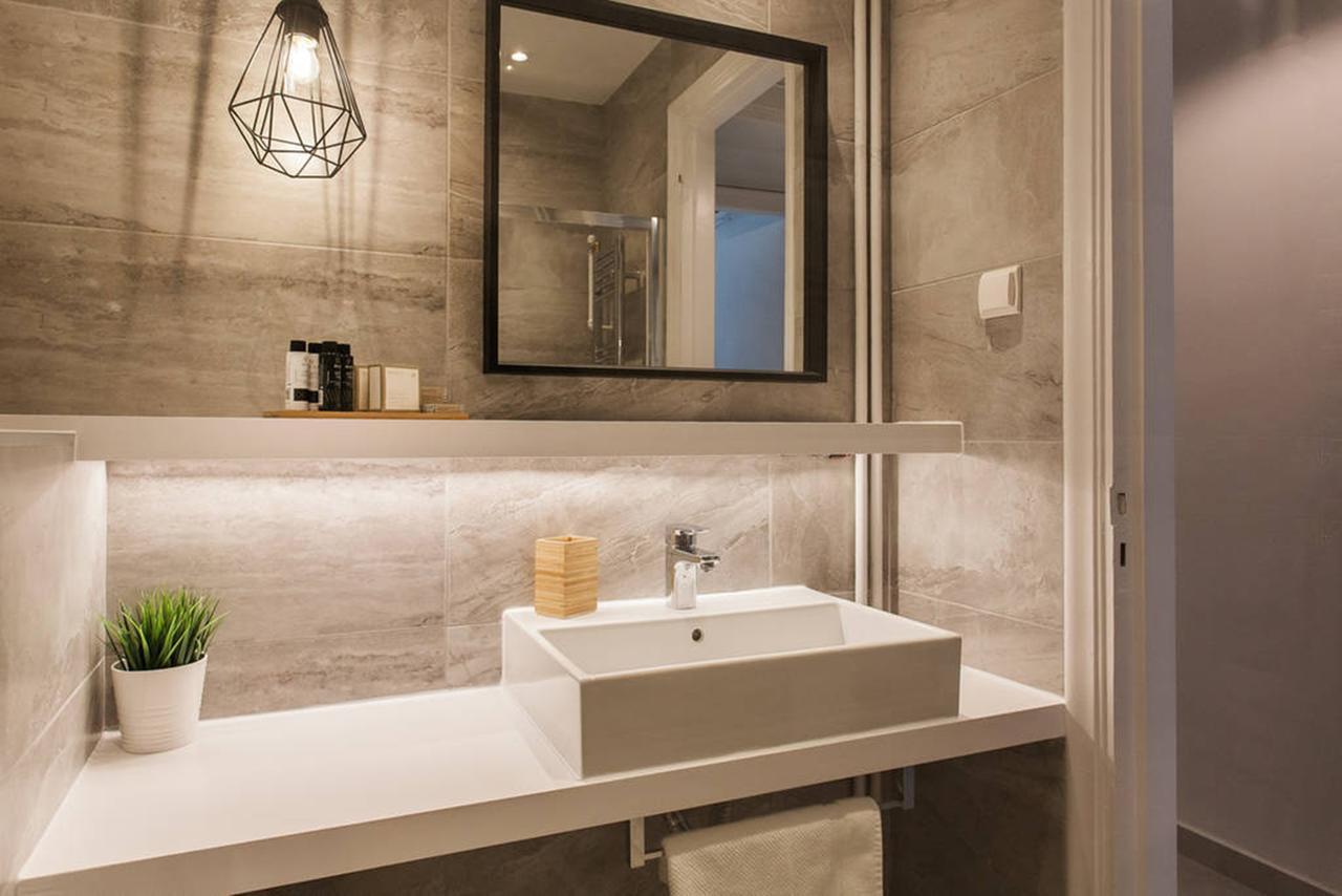 Chic And Cosy Flat In Plaka By Upstreet Leilighet Athen Eksteriør bilde